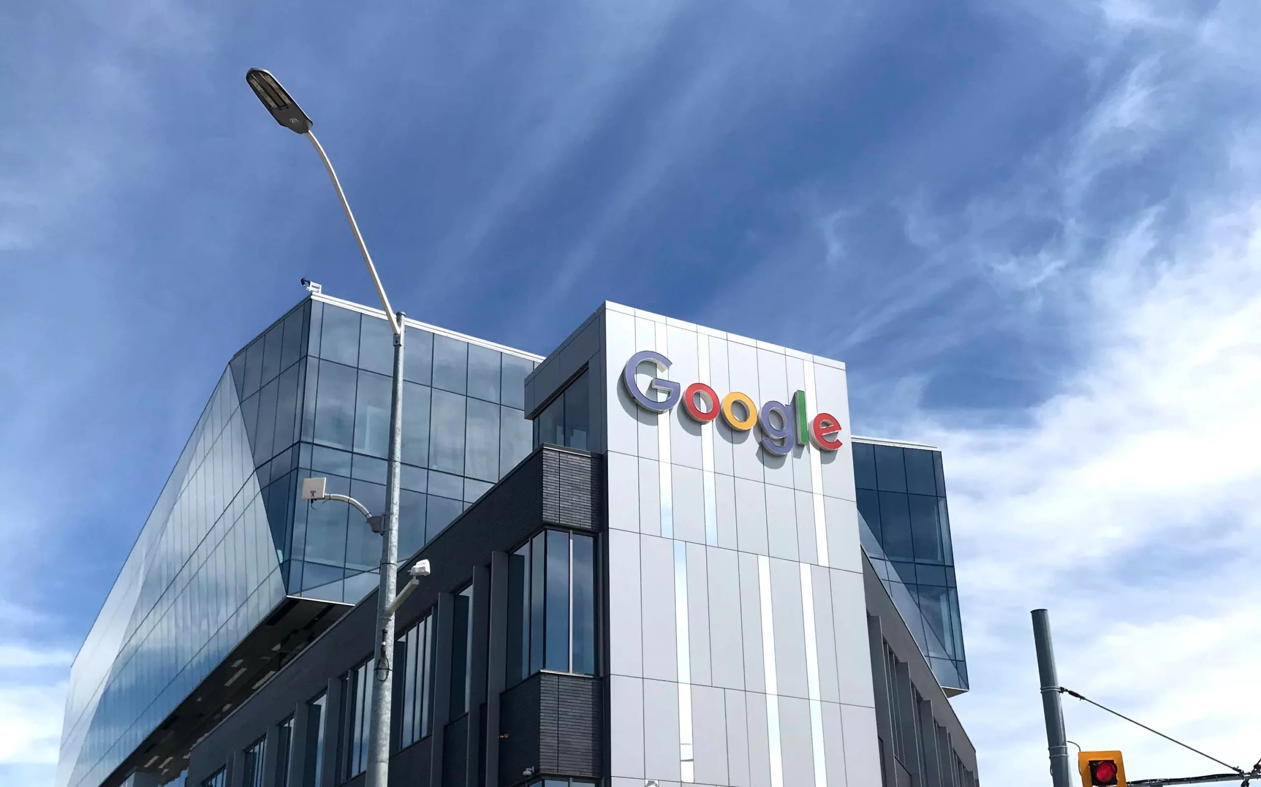 Who are the founders and CEOs of popular tech companies? TechFinitive