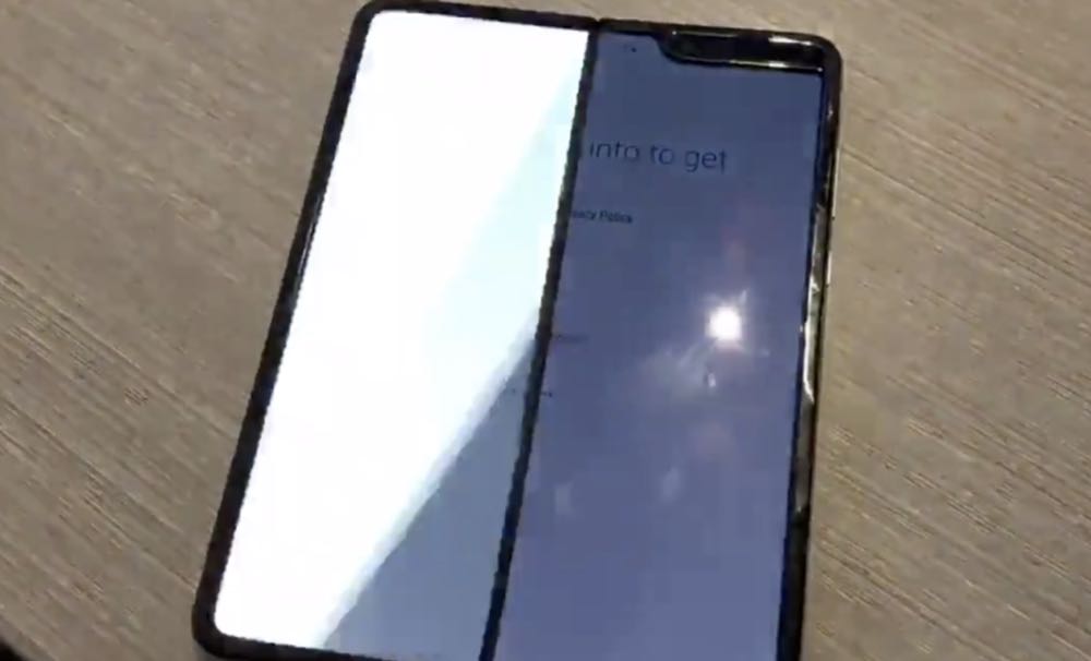 Samsung delays Galaxy Fold release after early screen issues Tech Guide
