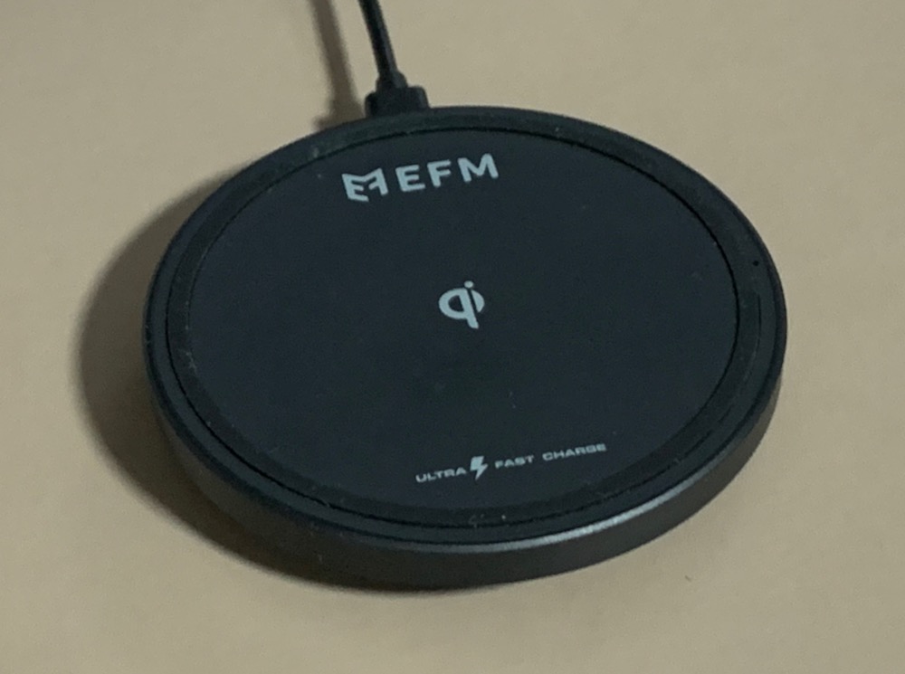 Charge your phone quickly and wirelessly with the new EFM 15W charge
