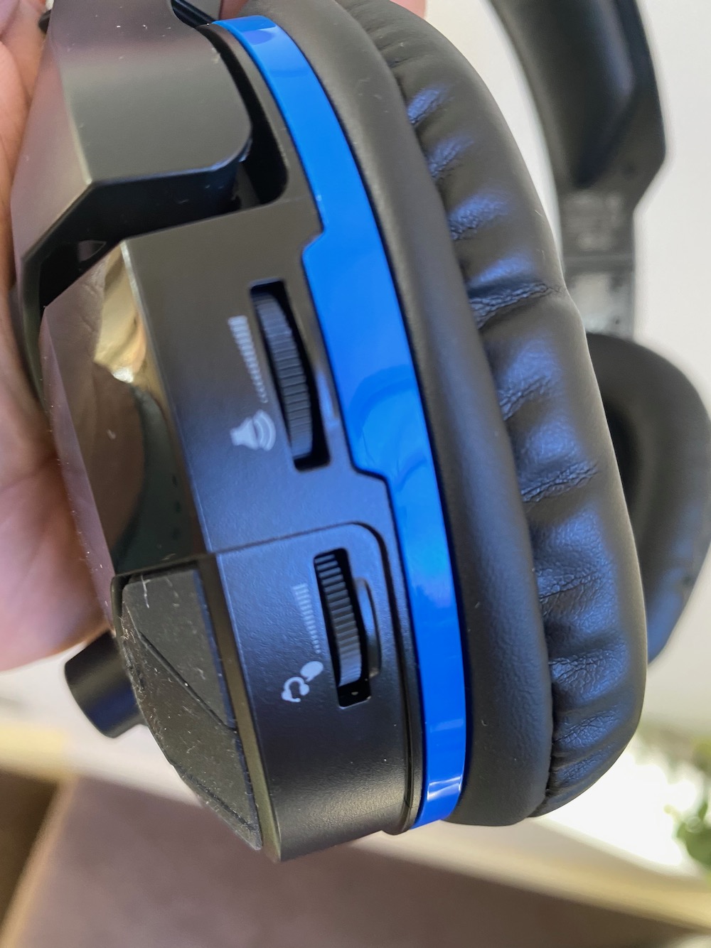 Turtle Beach Stealth 700 gaming headset review gives you