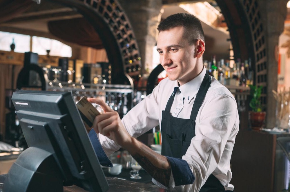 How technology has impacted the hospitality industry Tech Guide