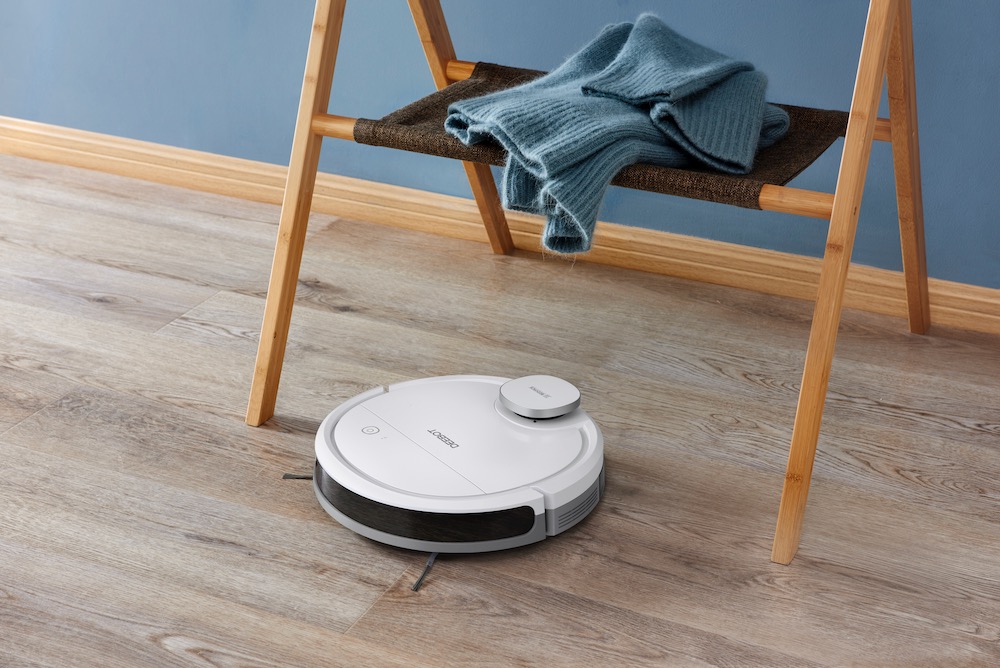 Deebot OZMO 900 robot vacuum will be offered at Aldi for just 399