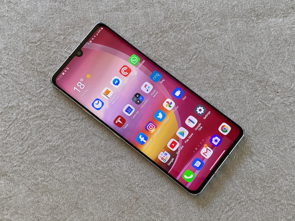 LG Velvet smartphone review flagship display, features and design at