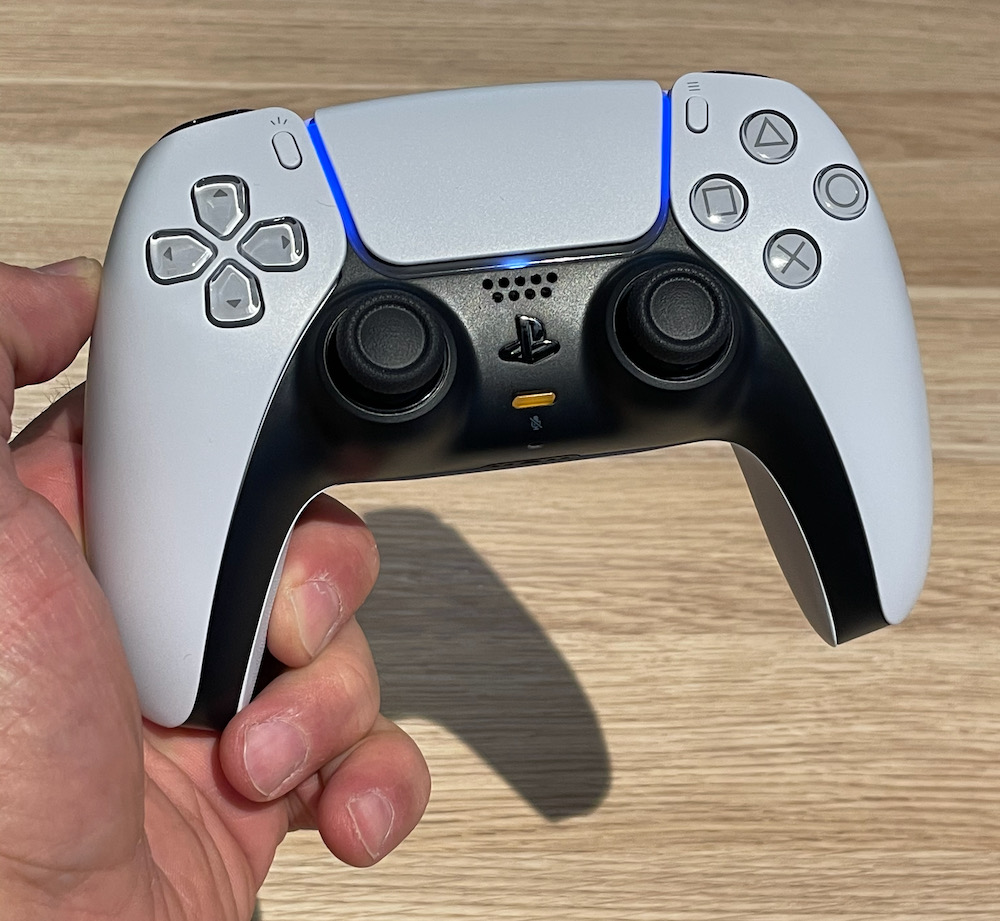 We take a hands on look at the PlayStation 5 and the new We take a hands on look at the PlayStation 5 and the new