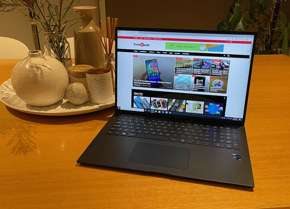 LG Gram 17 laptop review extra screen space without the
