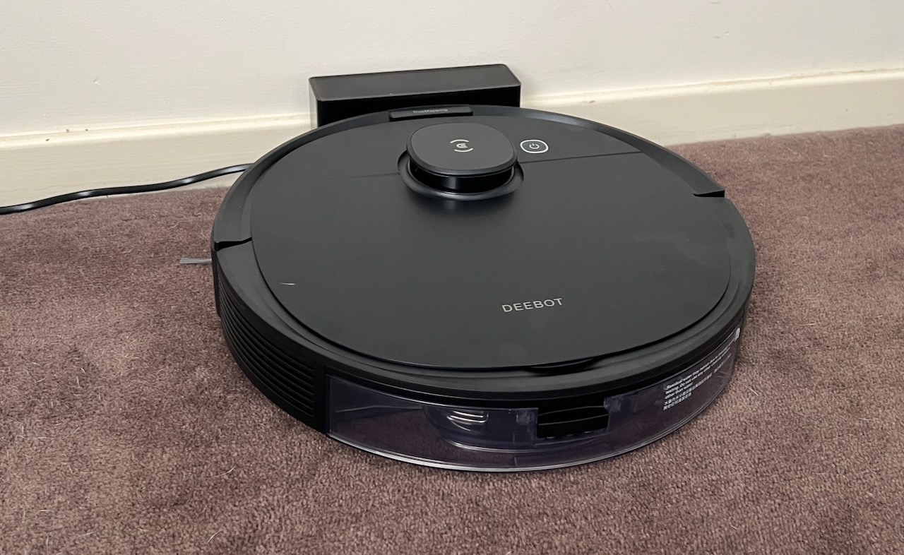 Ecovacs Robotics Deebot Neo review quality robot vacuum that won't