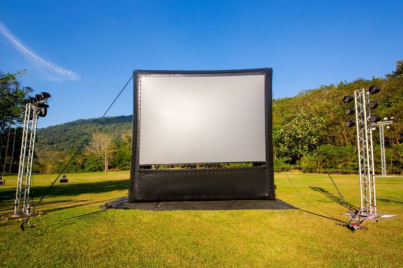 Best Outdoor Projector Screen in 2021 Techhog