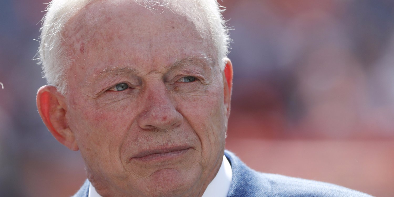 Jerry Jones is reportedly hiring a lawyer to block Roger Goodell's