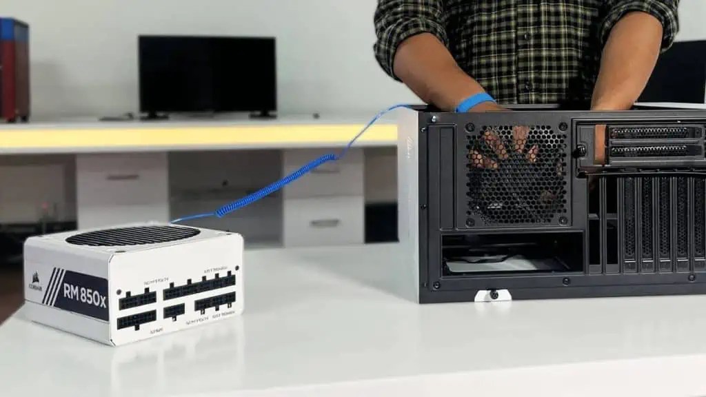 How to Ground Yourself While Building a PC? Tech News Today