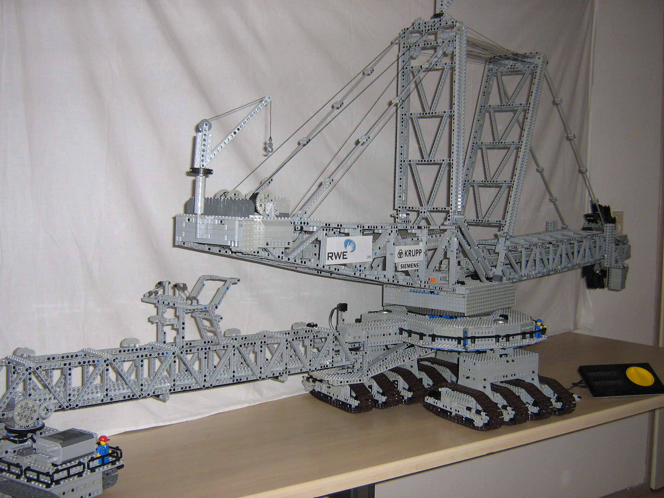 Bucket wheel excavator Technic Brick Constructions
