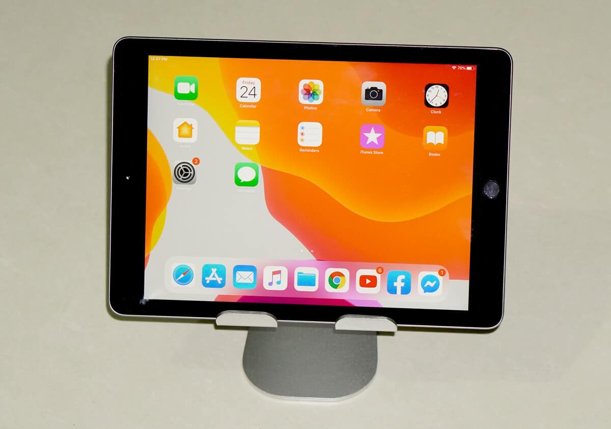 10 Best iPad Stands for the Money (Review 2022) Technize