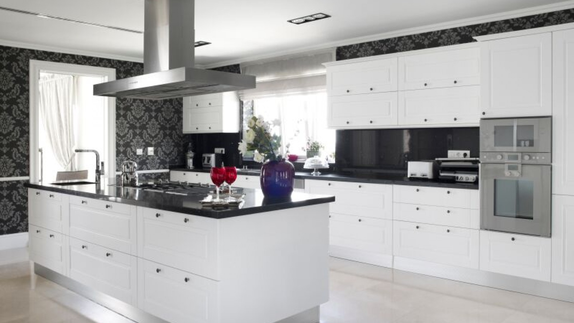 40 Most Beautiful Kitchen Wallpapers For Free Download