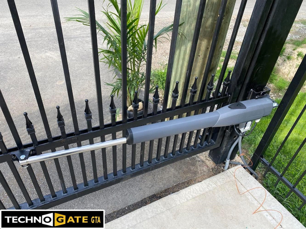 Swing Gates Installation & Services in King City and Oakville