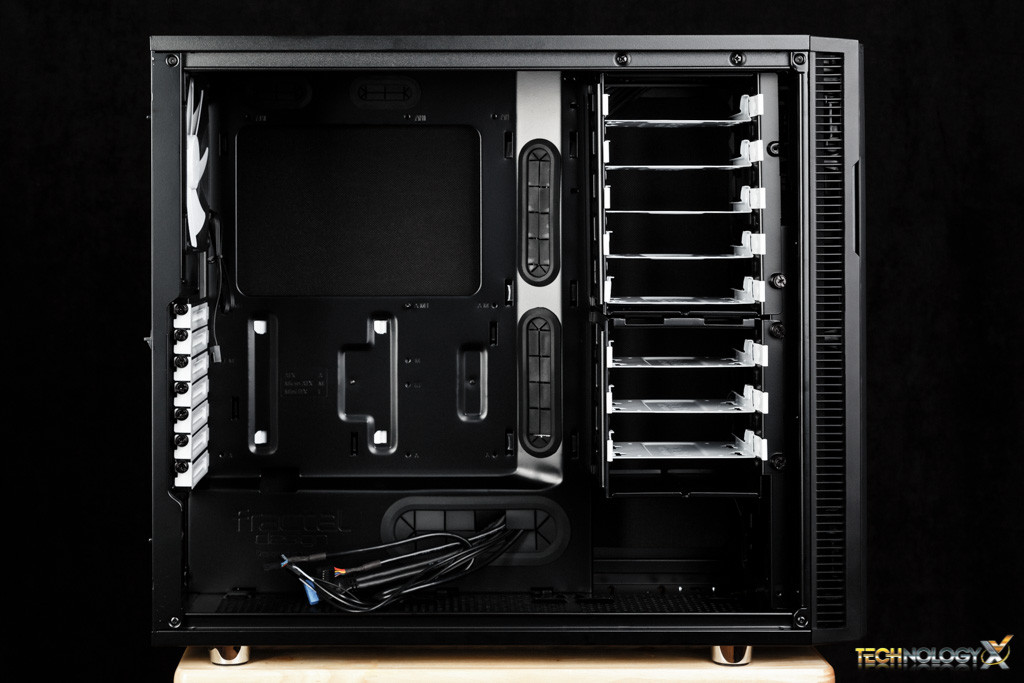 Fractal Design R5 MidTower Chassis Review Technology X