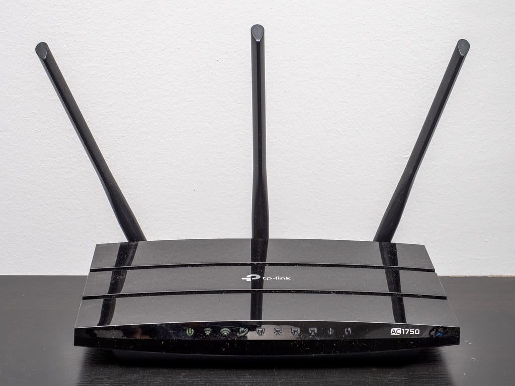 How to Extend WiFi Range With Another Router TechnoWifi
