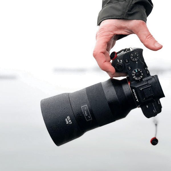 Sony debuts f/2.8 Full Frame Zoom Lens