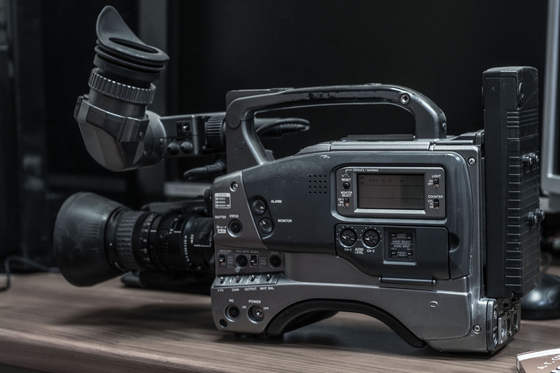 How to Securely Destroy VHS Tapes Techokie