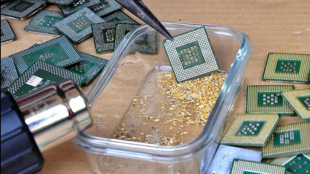 How Much Gold Is in a Computer Processor? Techosaurus Rex