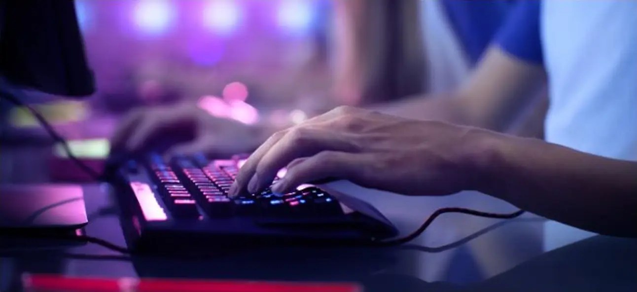 How to Make a Game Full Screen