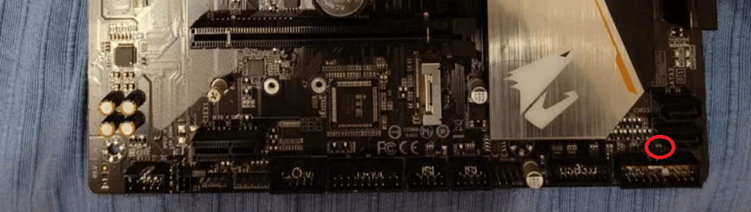 Problem Aorus B450 Elite does not start and returns CPU and DRAM LEDs