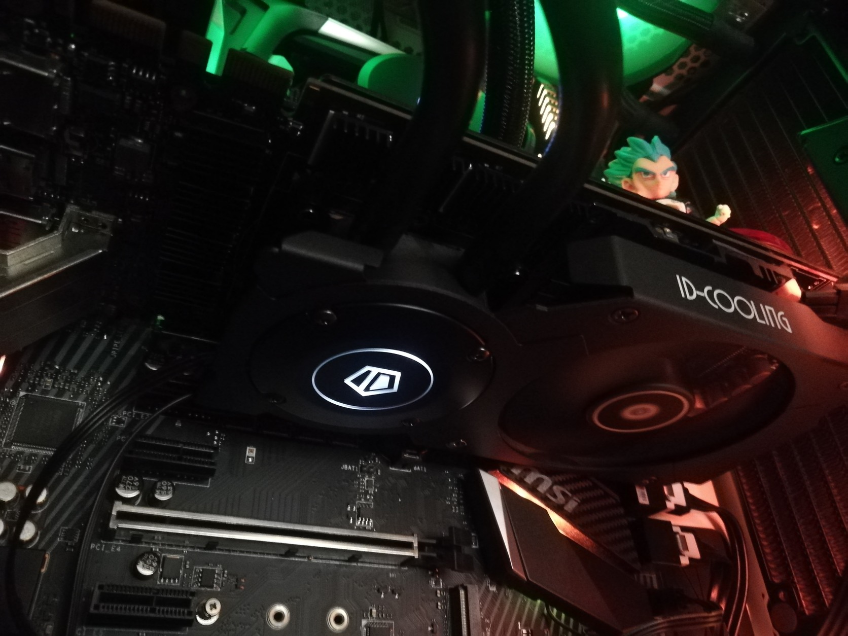 IDCOOLING Releases ICEFLOW 240 VGA ARGB Water cooler for VGA Cards