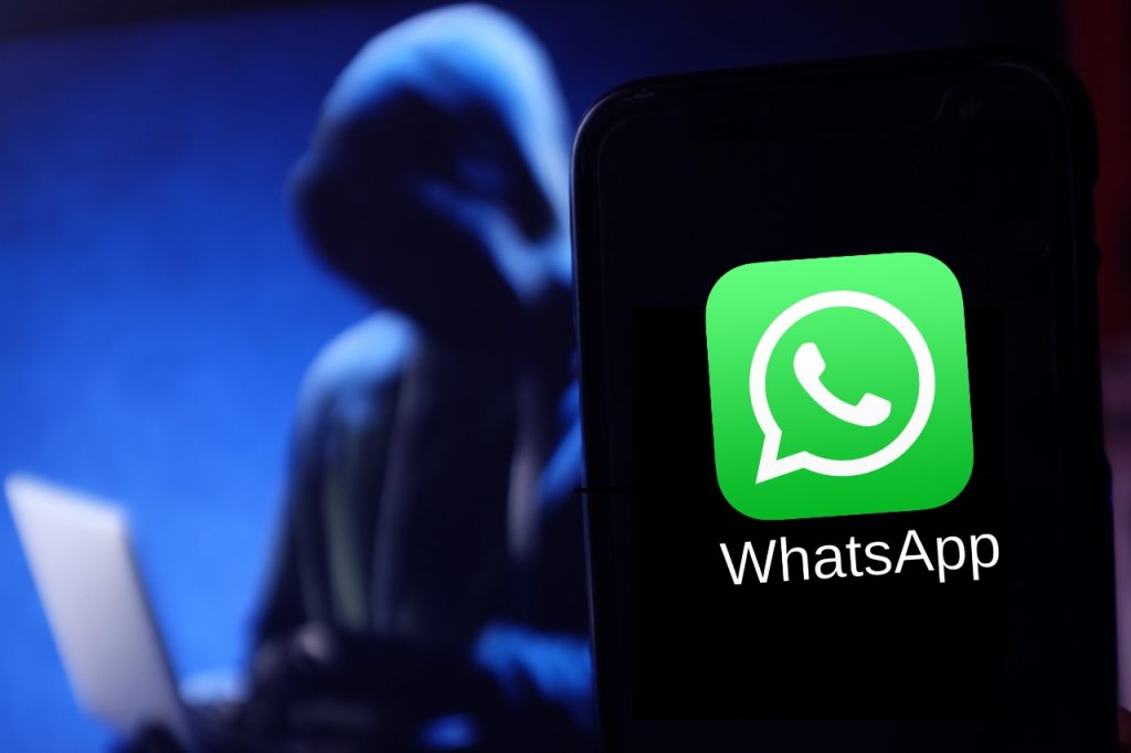 How to Hack WhatsApp and Read Someone’s Messages without Their Phone