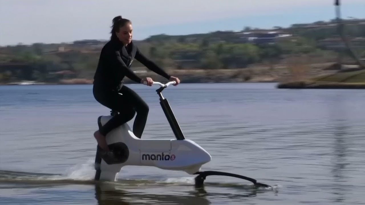 World's First Hydro Filler Electric Bike Replicates Cyclic Experience On Water CES2020 TechQuery