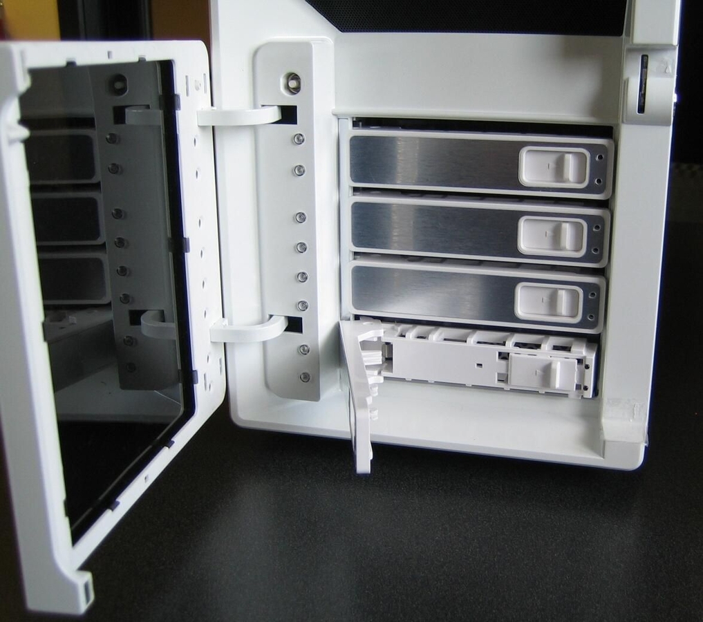 Add a terabyte of network attached storage with the SMC TigerStore TechRepublic