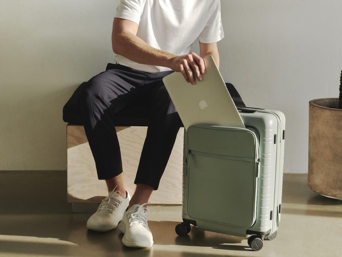 The best luggage for business trips as offices reopen and travel picks up TechRepublic
