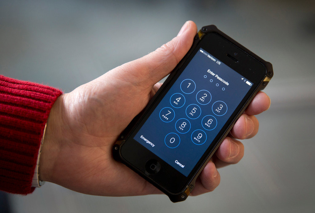 Some Extremely Helpful Features of a Keylogger for iPhone TechSling