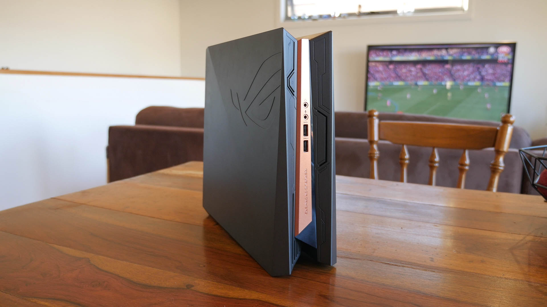 Asus ROG GR8 II Mini Gaming PC Review Photo Gallery TechSpot