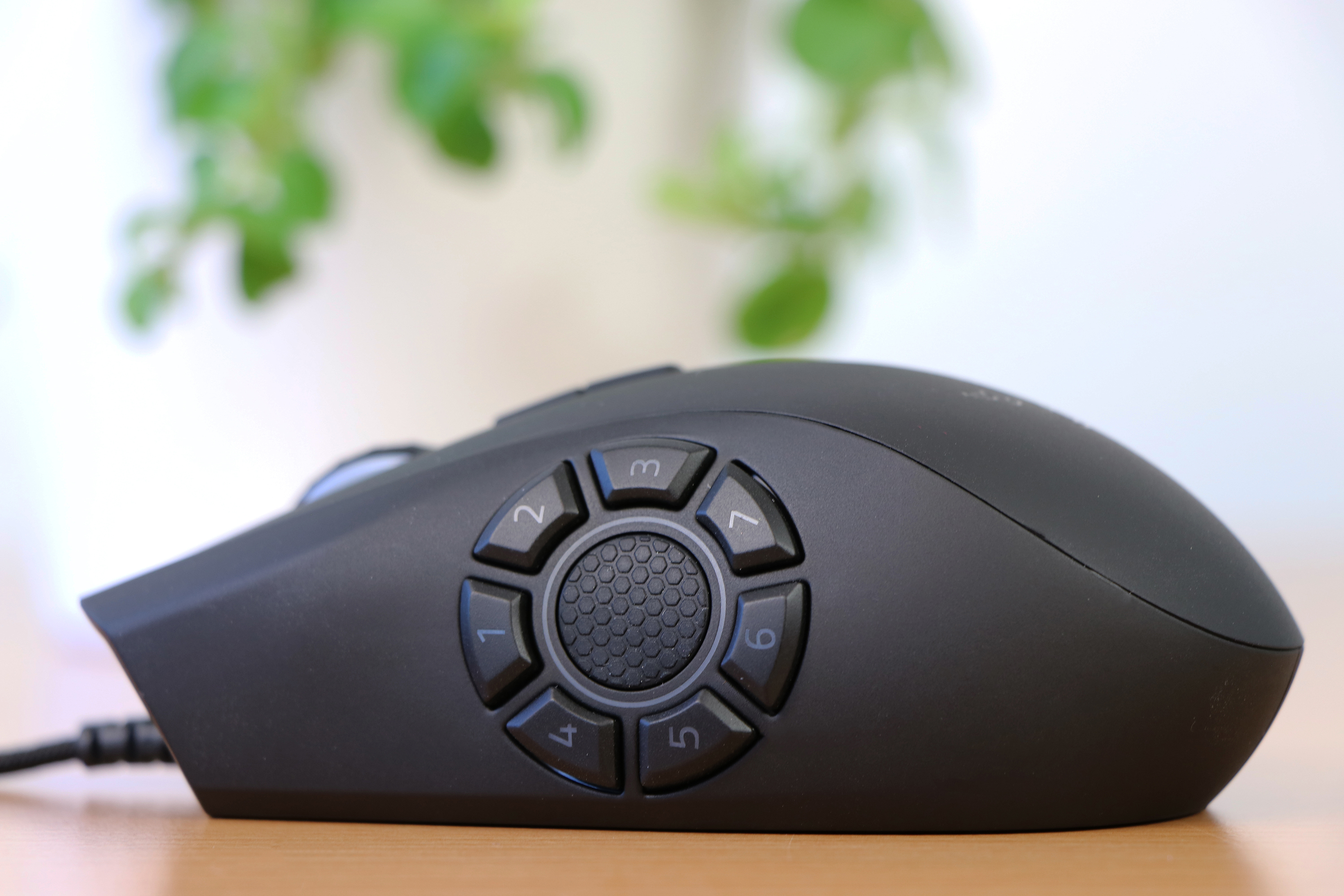 Razer Naga Hex V2 review | Techtesters