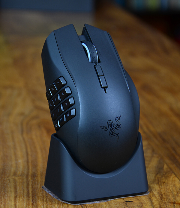 Razer Naga Epic Chroma | Techtesters