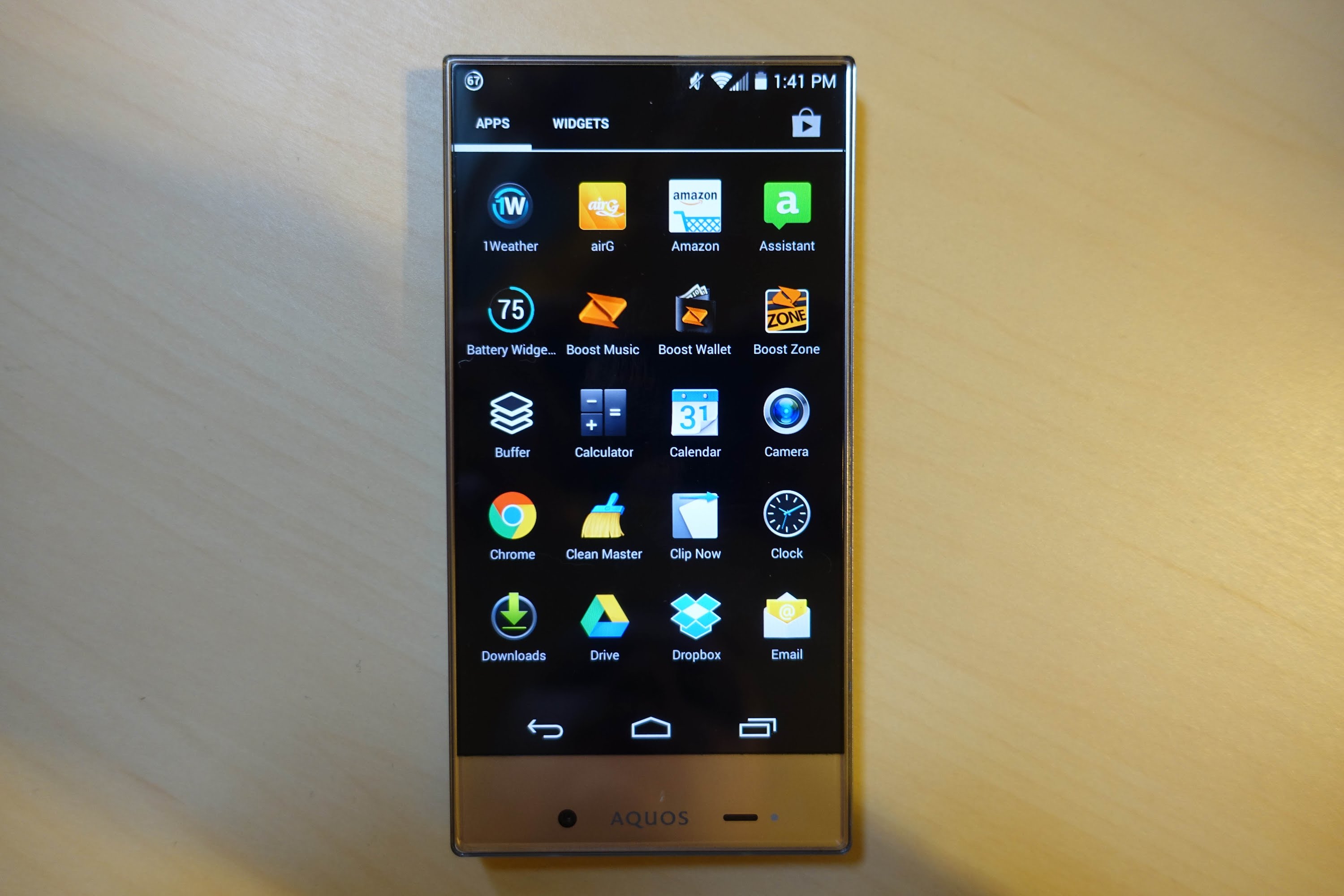 Sharp to Unveil an All New Smartphone in China