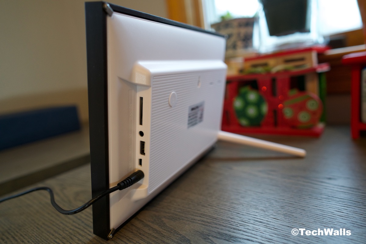 Dragon Touch Classic 10 FHD WiFi Picture Frame Review TechWalls