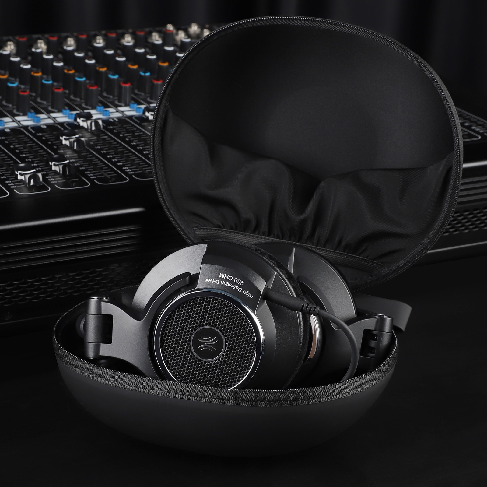 OneOdio launches its Monitor 60 professional wired headphones