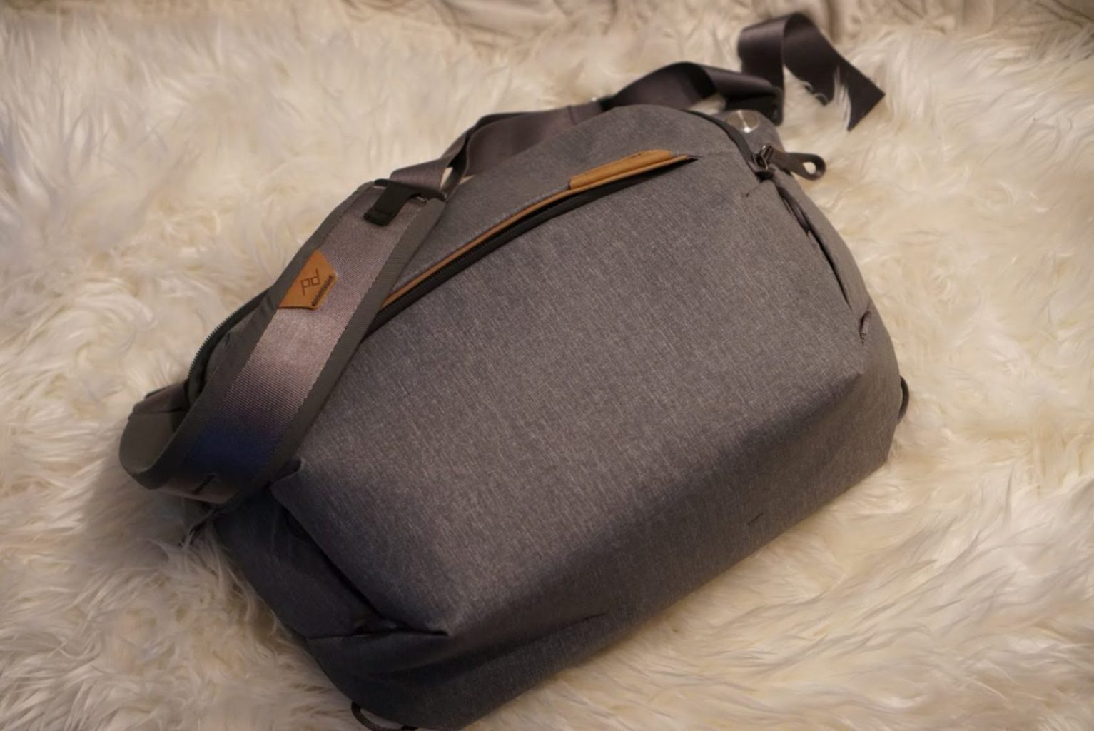 Peak Design Everyday Sling 10L V2 Review – A Great “Everyday