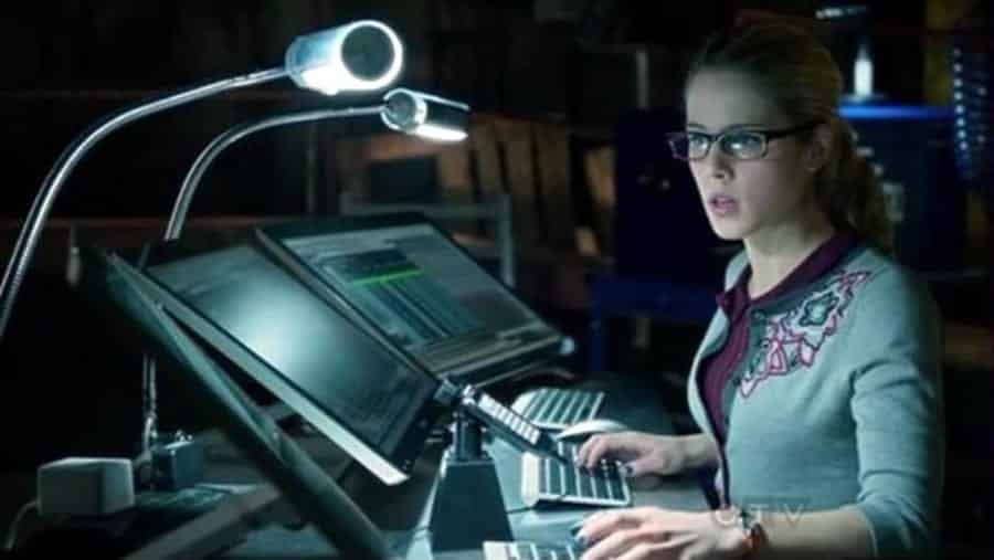 10 Best Female Hackers In The World ( Most Famous )