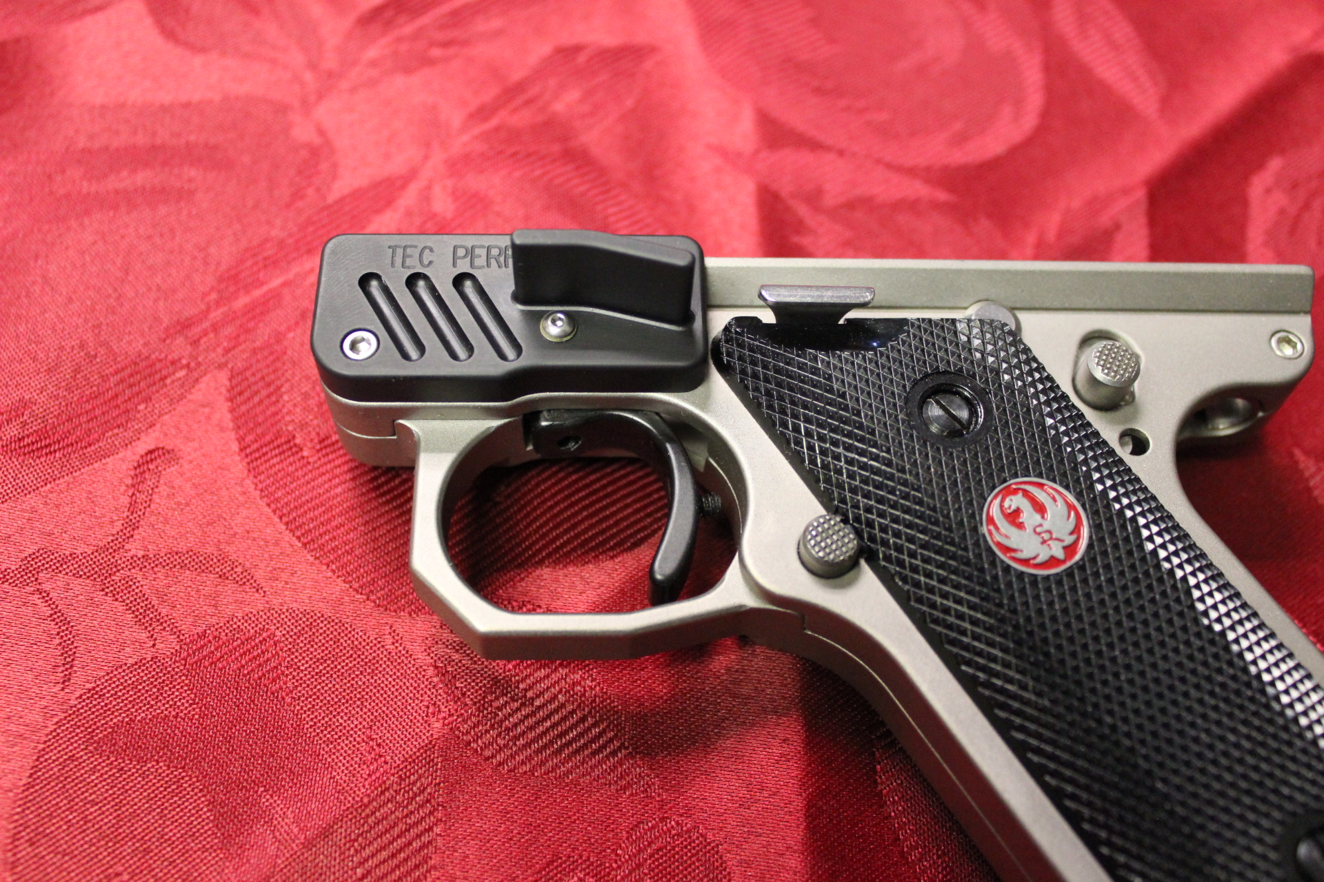 Volquartsen MKIII Target 22 Style Frame Competition Thumb Ledge VT4