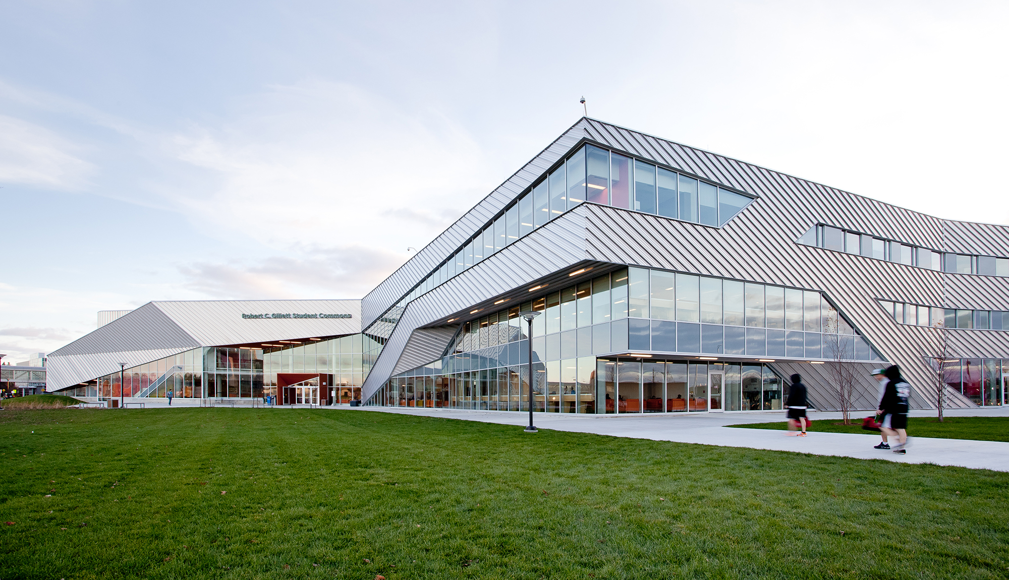 Algonquin College Robert C. Gillett Student Commons Teeple Architects