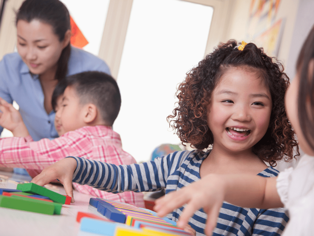 The Advantages and Disadvantages of Teaching English to Young Children