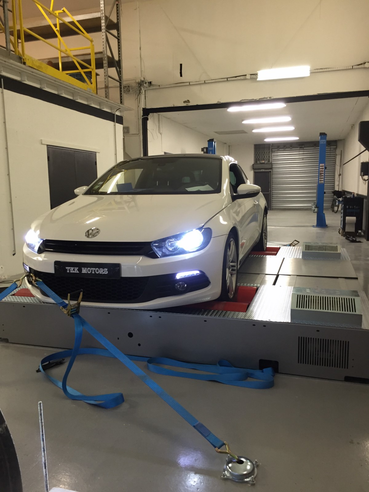 Reprogrammation moteur Volkswagen Scirocco 2.0 Tdi 140cv I IDF TEK MOTORS