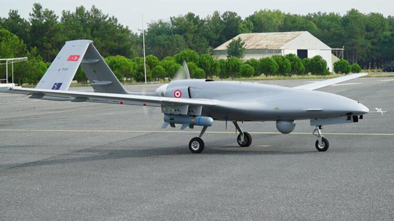 Bayraktar TB2 Milli Havacılık Alanında Tarihi Bir Rekora İmza Attı