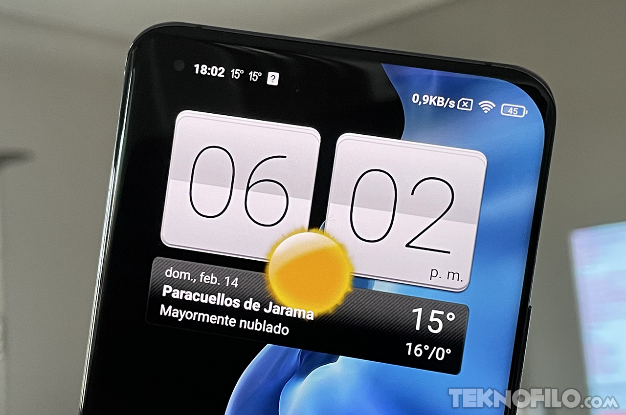 El widget clásico de reloj de HTC Sense vuelve a tu smartphone Android