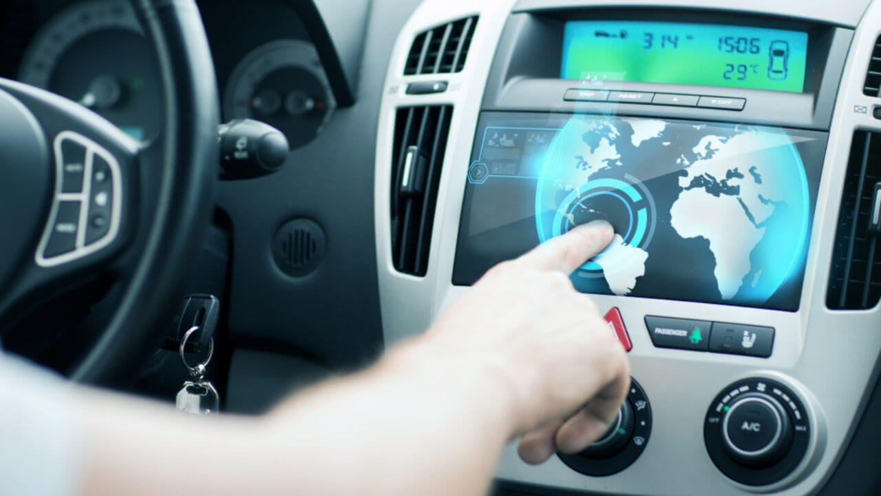 HOW TECHNOLOGY IS CHANGING IN THE AUTOMOBILE INDUSTRY