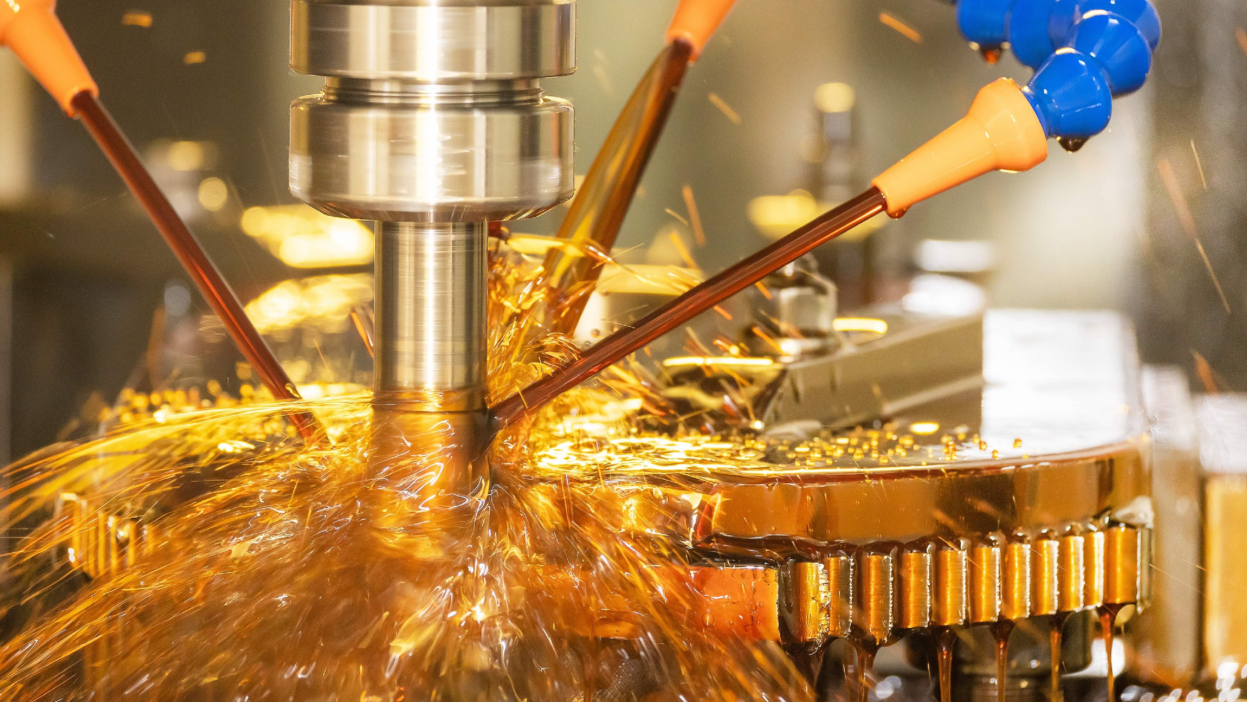 Boost Productivity, Choose the Right Metalworking Fluid Simple Guide