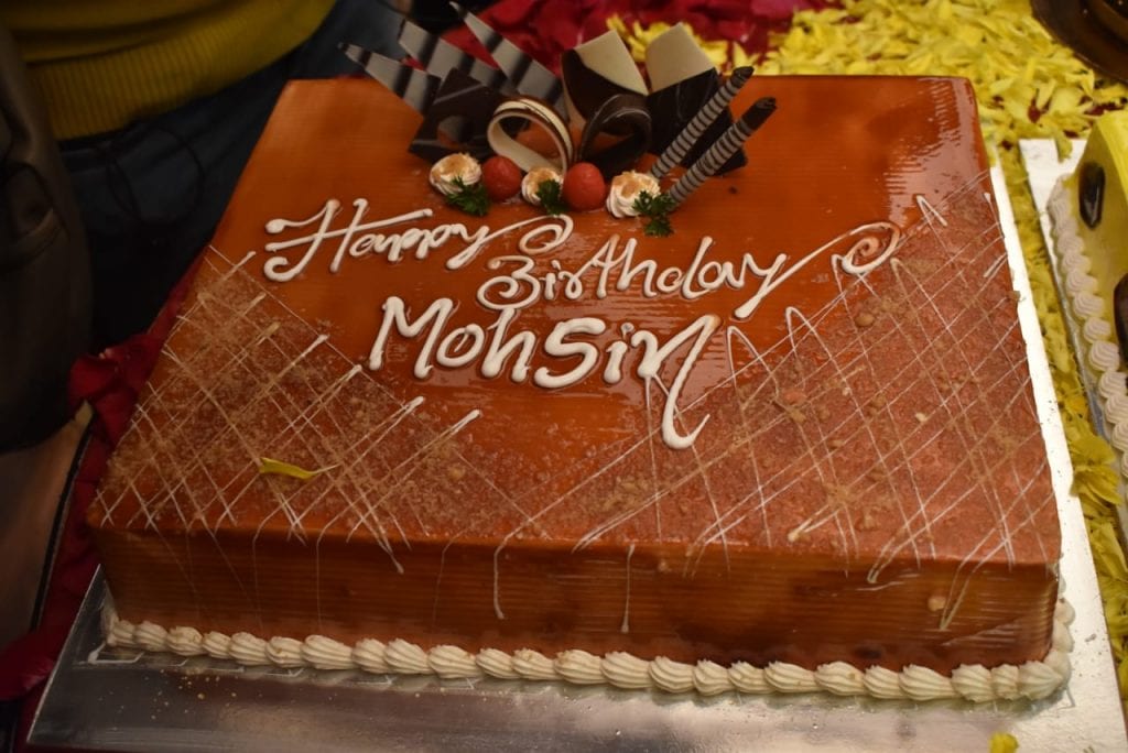 Mohsin Khan's birthday celebration on Rajan Shahi's set! Tellyexpress