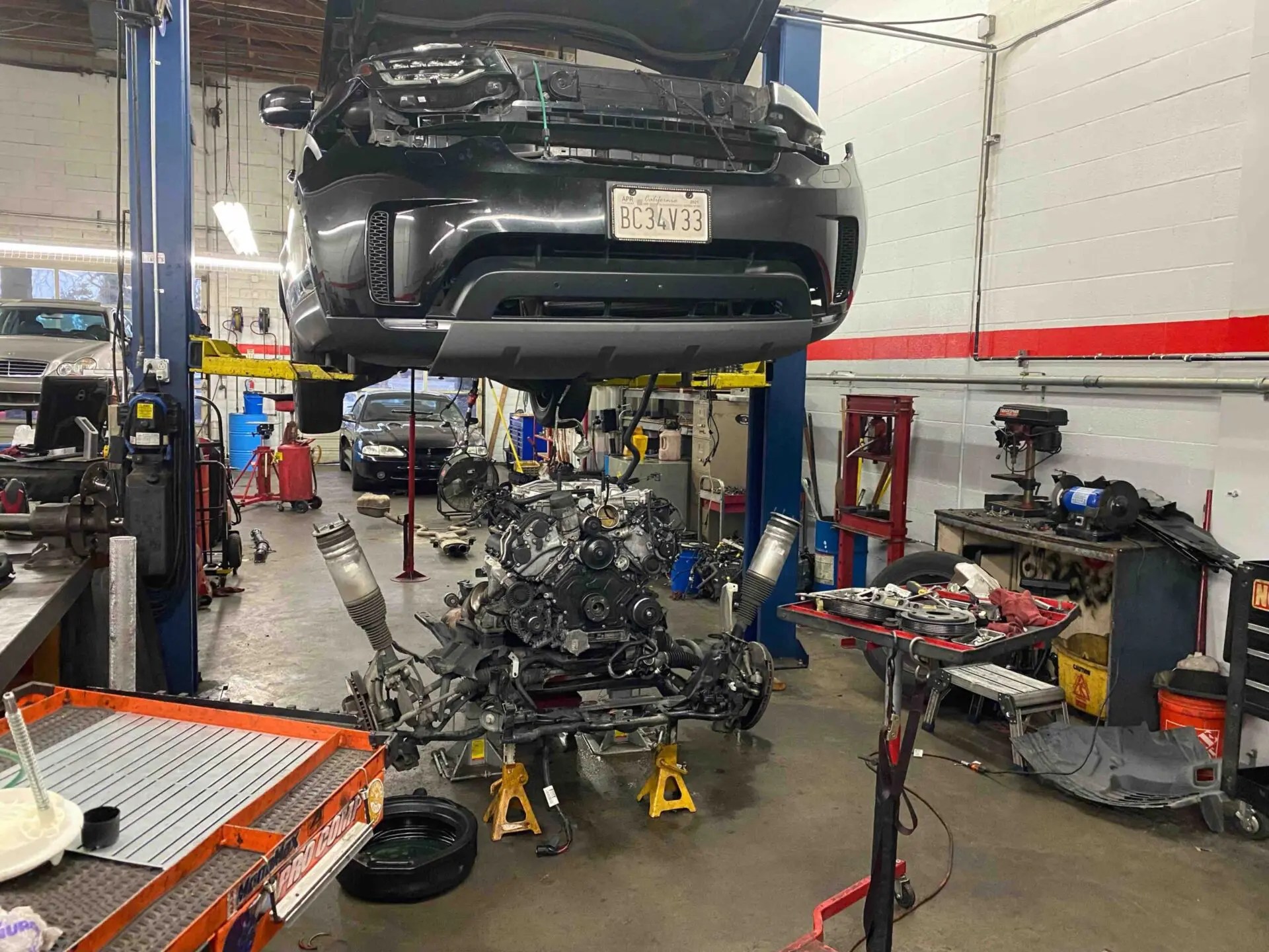 Expert Engine Replacement Service for the Best Restoration