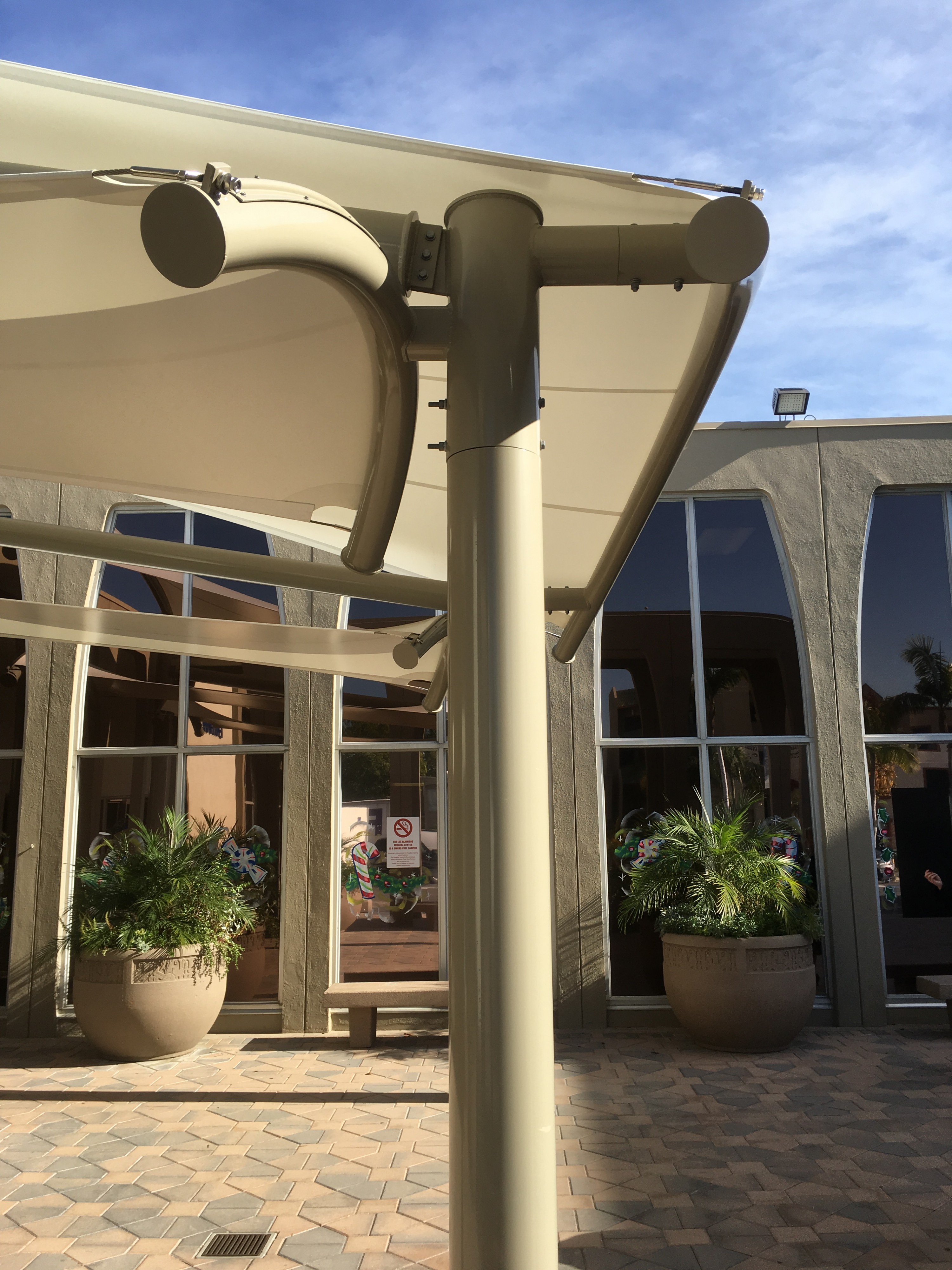 Los Alamitos Medical Center Los Alamitos, CA Tension Structures