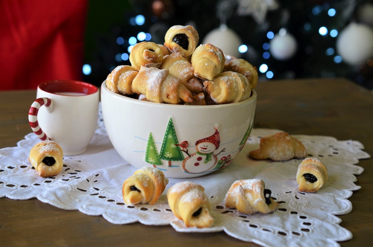 Cornulete cu gem Retete culinare by Teo's Kitchen